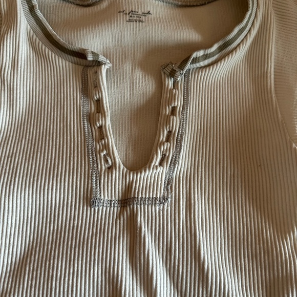 urban outfitters out from under go for gold ivory seamless crop top - Picture 3 of 6